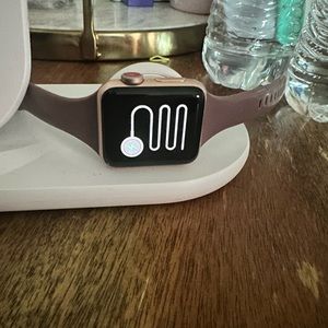 Apple Watch Series 3 w/ Cellular | Rose Gold | 38mm